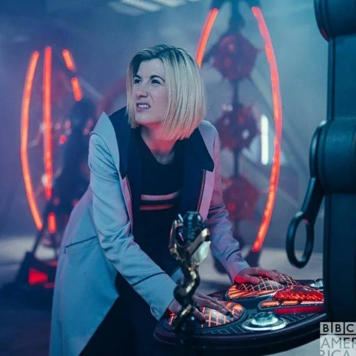 13th Doctor stiker 🤨