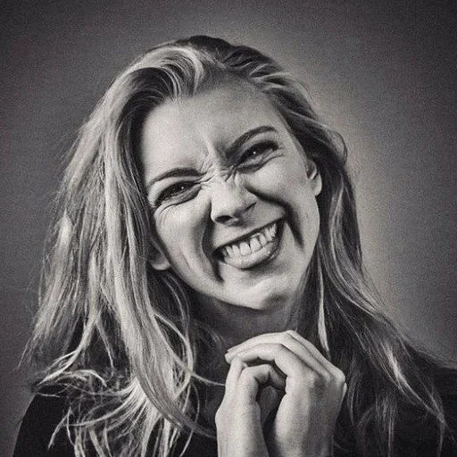 Стикер Natalie Dormer 🤪