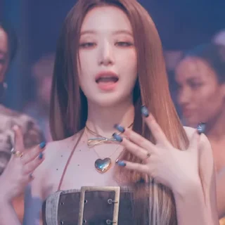 Стикер (G)I-DLE Queencard 💜
