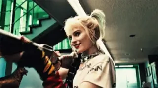 Эмодзи Harley Quinn 🔫