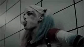 Harley Quinn sticker 😗