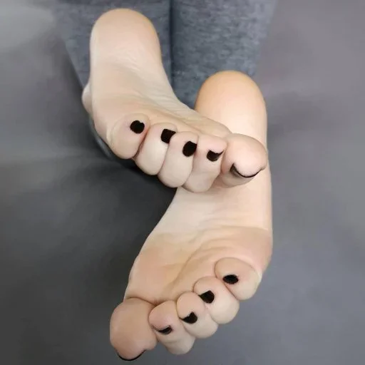 Foot lovers sticker 🖤