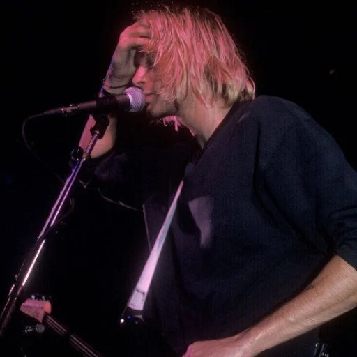 Эмодзи Kurt Cobain 😱