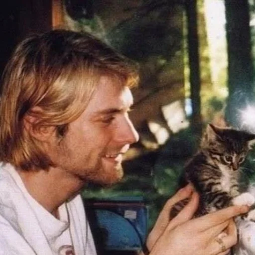 Эмодзи Kurt Cobain 🥰