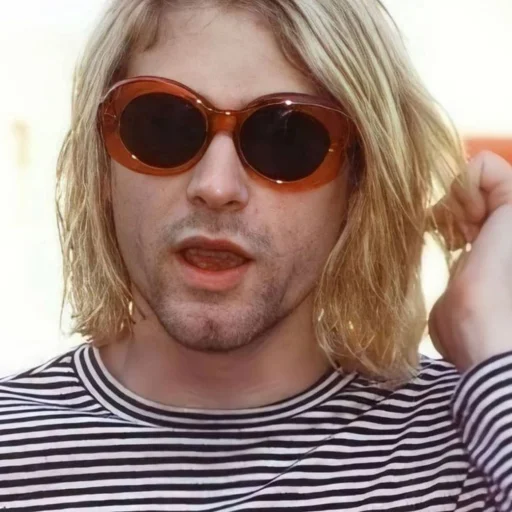 Эмодзи Kurt Cobain 👑