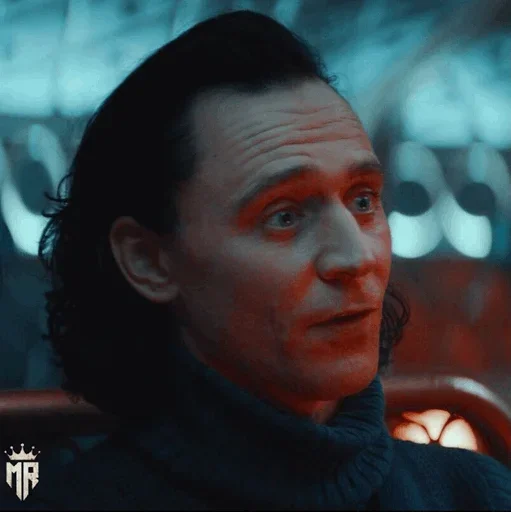 Loki emoji 😳