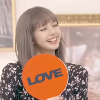 Стикер lalisa  🖤