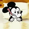 Эмодзи Telegram «Mickey mouse» 🤒