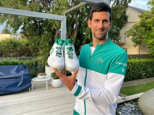 Novak Djokovic emoji 👟