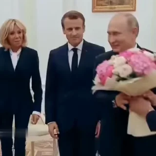 Стікер Putin Russia 😘