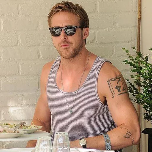 Telegram Sticker «Ryan Gosling» 😒