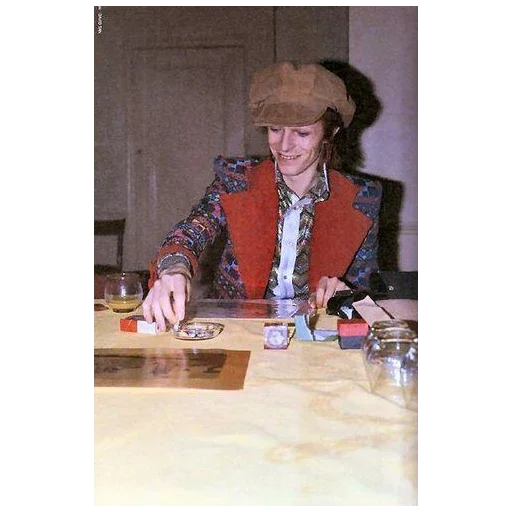 Стікер Telegram «David Bowie 2 | Дэвид Боуи» 💊