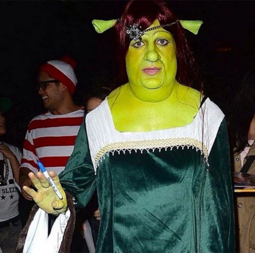 Стикер Shrek ❤ 💅