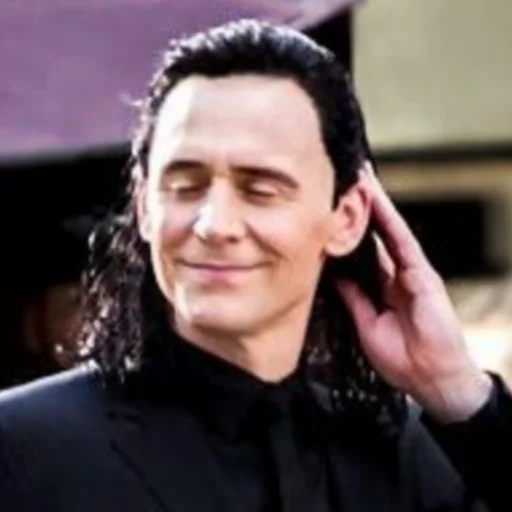 Tom Hiddleston emoji 🧊